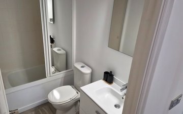 Property slide 32