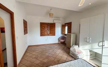 Property slide 28