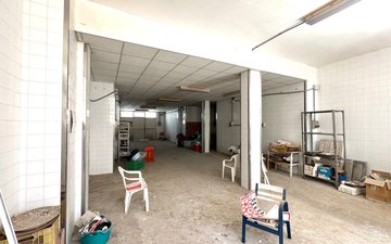 Property slide 25