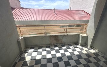 Property slide 21