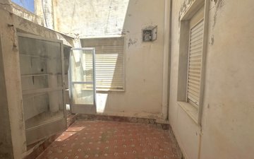 Property slide 31