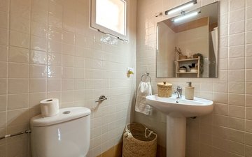 Property slide 24