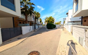 Property slide 40