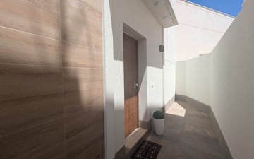 Property slide 44