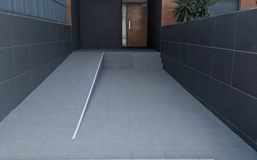Property slide 40