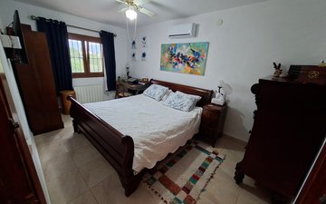 Property slide 8