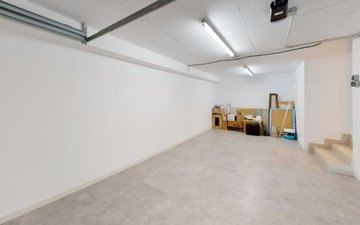 Property slide 22