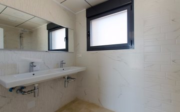 Property slide 31