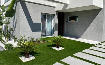 Property slide 10
