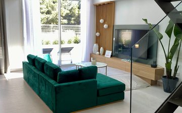 Property slide 14