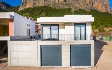 Property slide 31