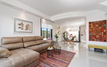 Property slide 4
