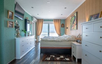 Property slide 10