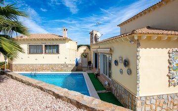 Property slide 40