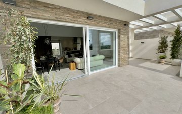 Property slide 22