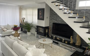 Property slide 4