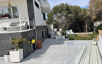 Property slide 14