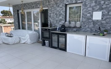 Property slide 20