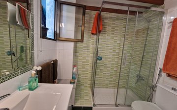 Property slide 24
