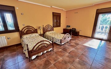 Property slide 20