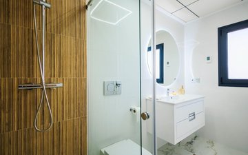 Property slide 22