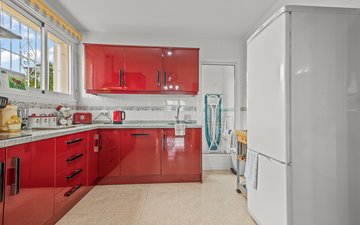 Property slide 10