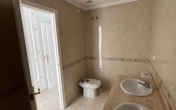 Property slide 21
