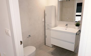 Property slide 18