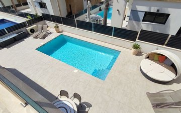 Property slide 21