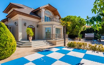 Property slide 3
