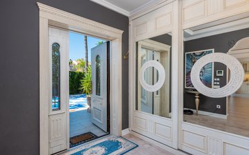 Property slide 18
