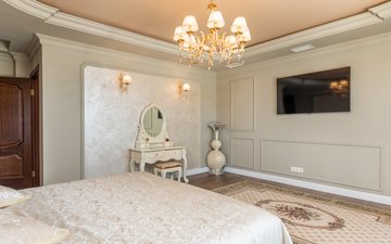 Property slide 48