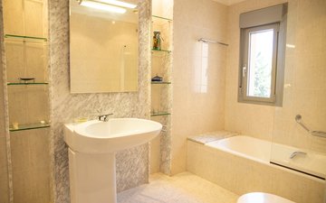 Property slide 31