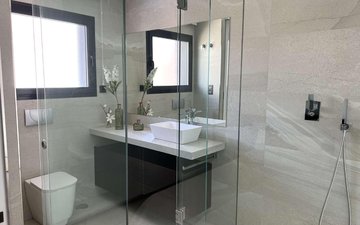 Property slide 21