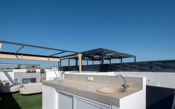 Property slide 17