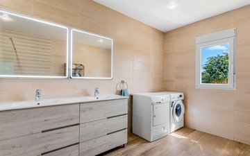 Property slide 16