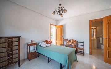 Property slide 14