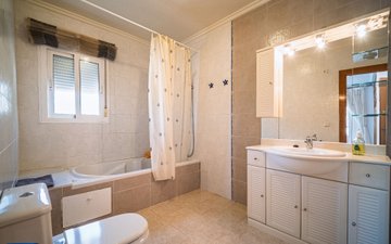 Property slide 16