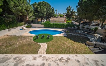 Property slide 33