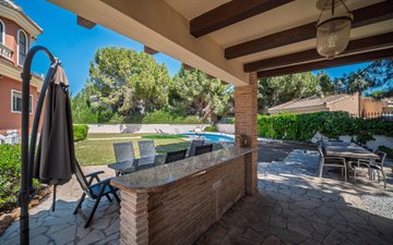 Property slide 44