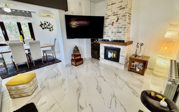 Property slide 4