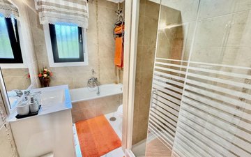 Property slide 17