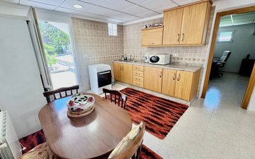 Property slide 27