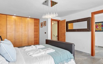 Property slide 39