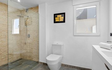 Property slide 40