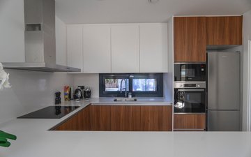 Property slide 8