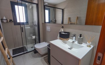 Property slide 24
