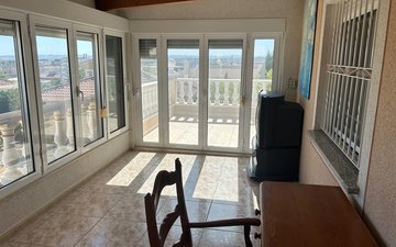 Property slide 32