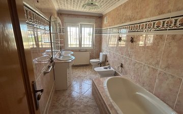 Property slide 35