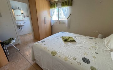Property slide 17